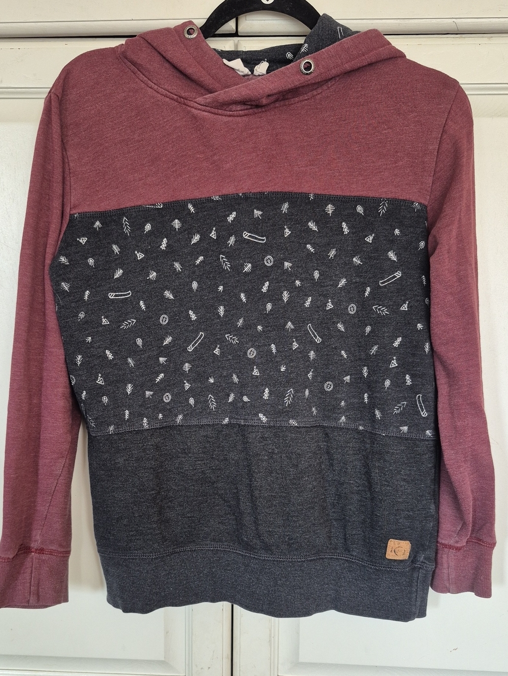 tentree Women's Maroon and Charcoal Crew Sweatshirt